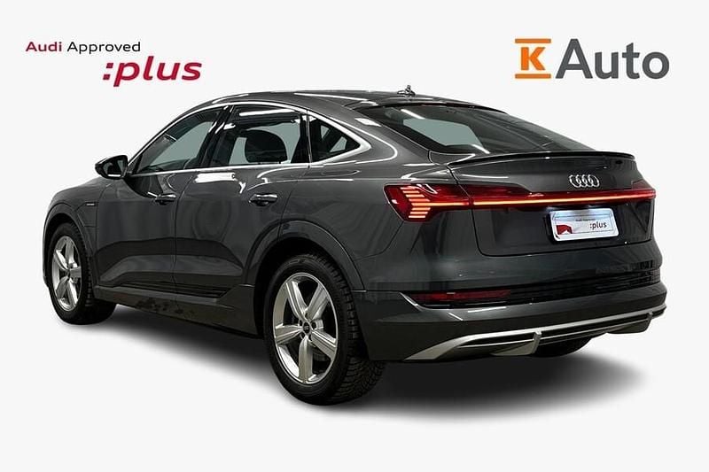 Käytetty Audi e-tron Sportback S-Line 300 kW (408 HP) 2022 Harmaa Katumaasturi