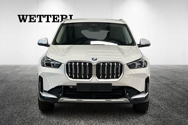 Käytetty BMW iX1 Comfort Edition 230 kW (313 HP) 2025 Katumaasturi