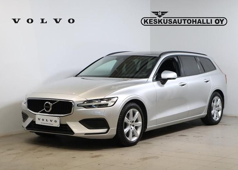 Käytetty Volvo V60 Business Edition 190 HP (139 kW) 2019 Hopea Farmari