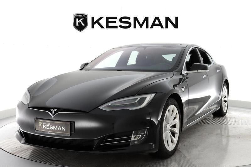 Käytetty 2018 Tesla Model S Viistoperä | 46 600 € (Hieman kallis) - Kuva 1/4