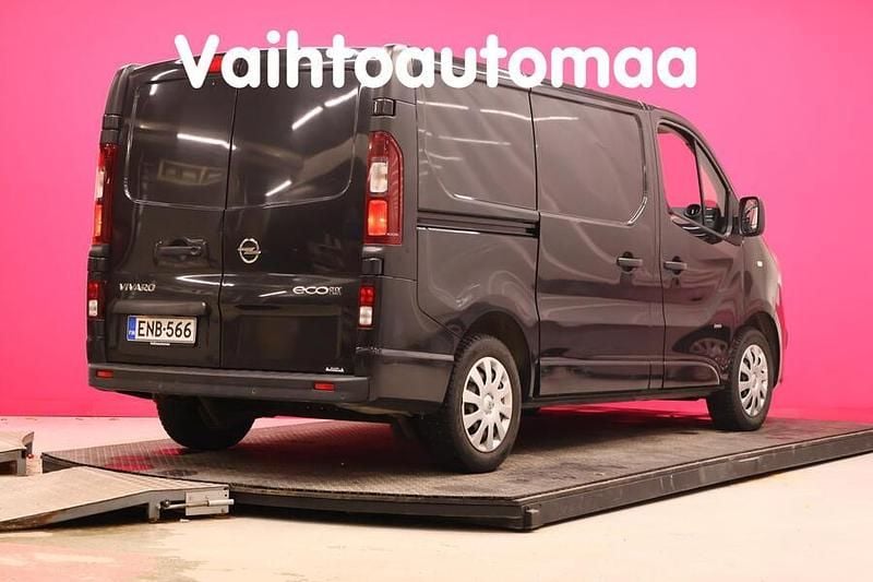 Käytetty Opel Vivaro Edition 90 HP (66 kW) 2015 Tila-auto