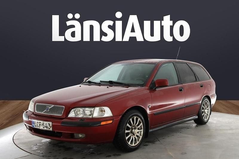 Käytetty 2001 Volvo V40 Farmari | 1 900 € - Kuva 1/2