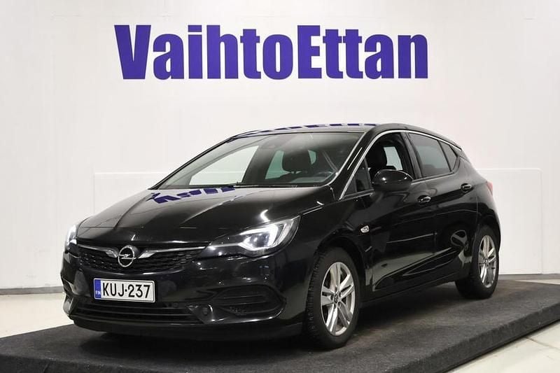 Käytetty Opel Astra Innovation 146 HP (107 kW) 2021 Musta Viistoperä