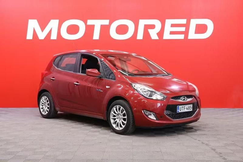 Käytetty Hyundai ix20 Premium 90 HP (66 kW) 2011 Viistoperä