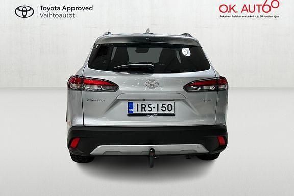 Käytetty Toyota Corolla Cross Edition 140 HP (102 kW) 2024 1l0 Katumaasturi