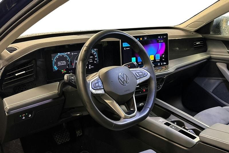 Käytetty VW Passat Comfortline 148 HP (108 kW) 2024 Sininen Farmari