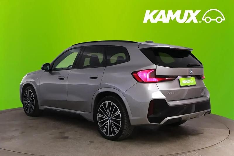 Käytetty BMW iX1 M Sport 230 kW (313 HP) 2023 Hopea / harmaa Katumaasturi