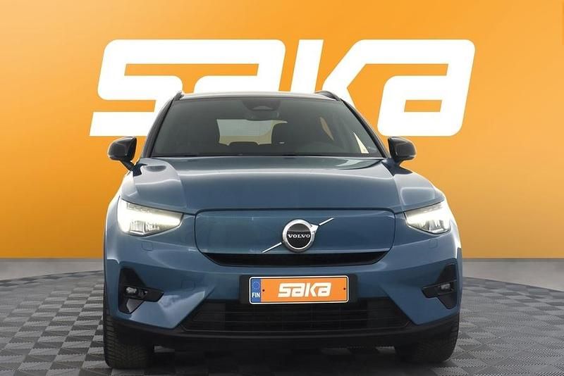 Käytetty Volvo XC40 Plus 169 kW (231 HP) 2023 Katumaasturi