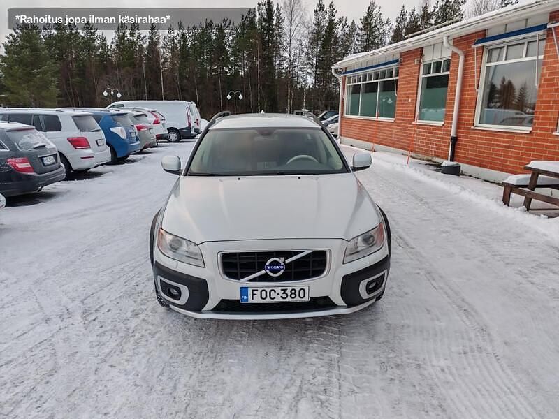 Käytetty Volvo XC70 Summum 205 HP (150 kW) 2010 Valkoinen Farmari