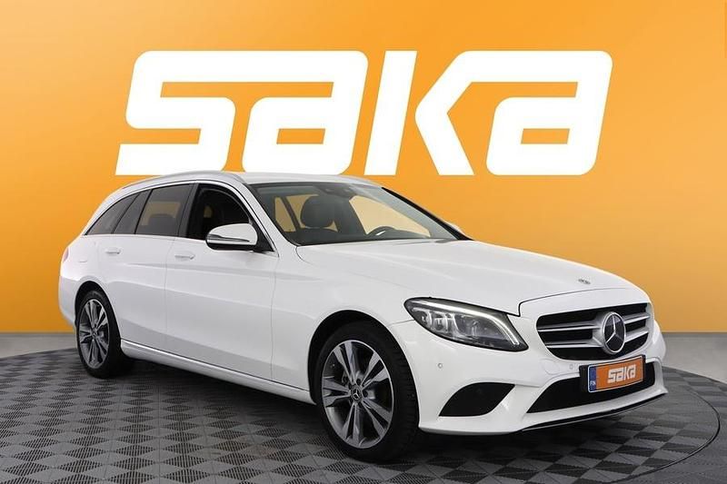 Käytetty Mercedes C220 Avantgarde 194 HP (142 kW) 2021 Farmari