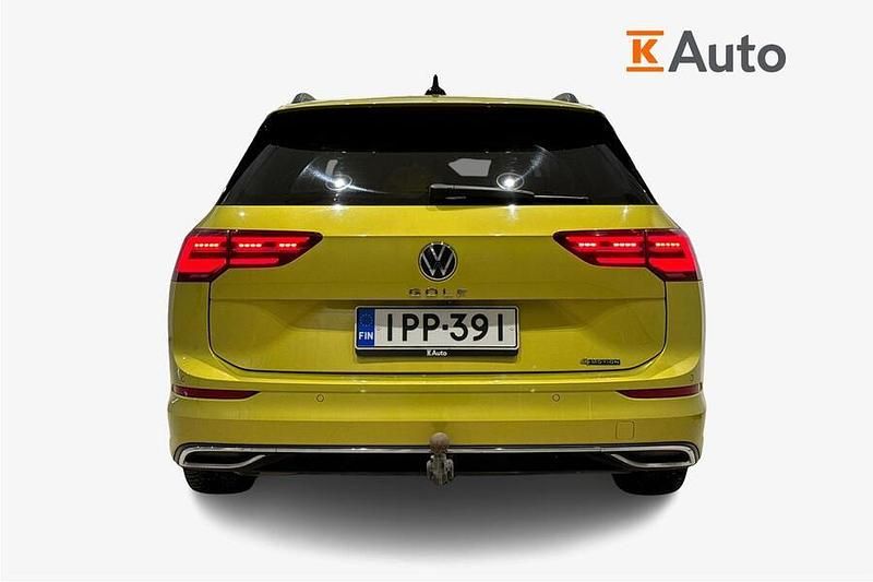 Käytetty VW Golf VIII Business 190 HP (139 kW) 2023 Farmari