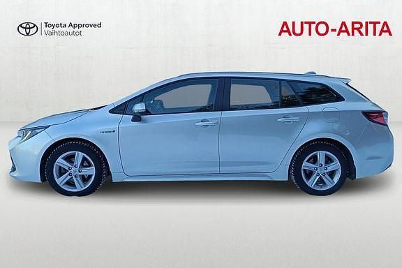 Käytetty Toyota Corolla Active 121 HP (88 kW) 2019 Hopea Farmari