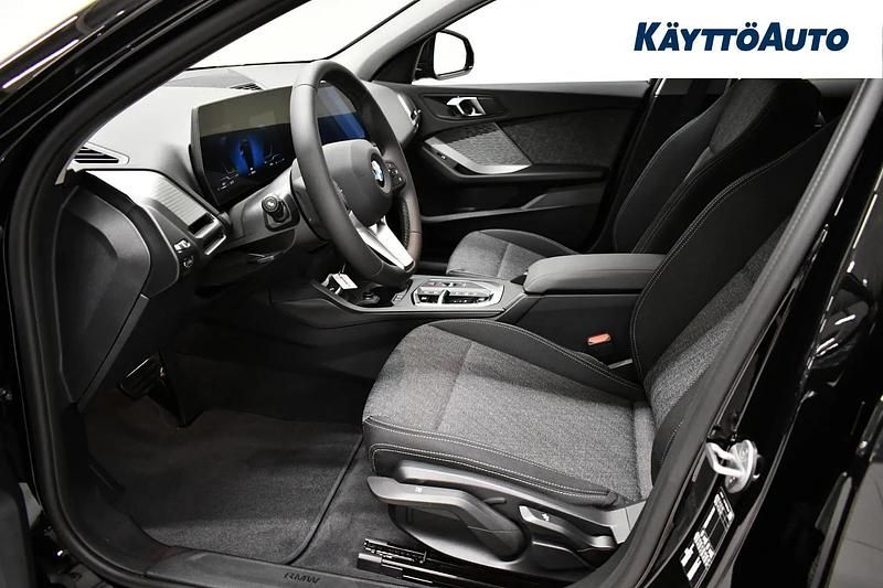 Uusi BMW 120 170 HP (125 kW) 2026 Musta Viistoperä