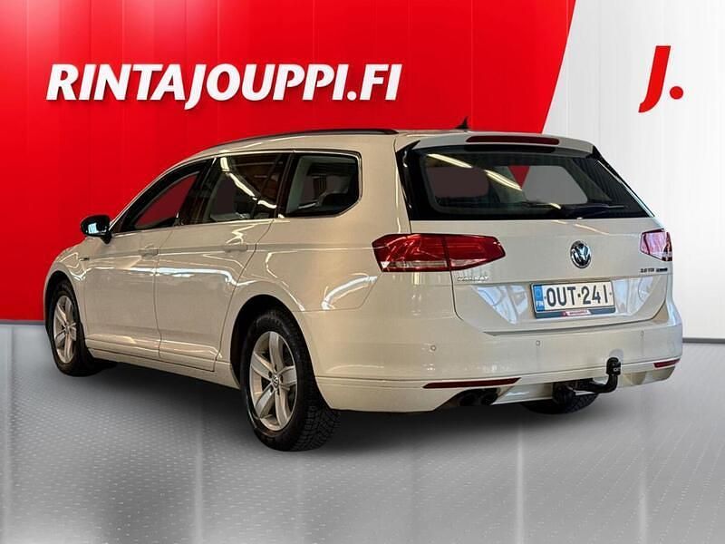 Käytetty VW Passat Comfortline 190 HP (139 kW) 2016 Valkoinen Farmari