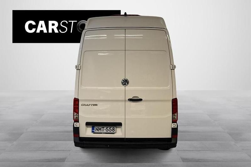 Käytetty VW Crafter R 140 HP (102 kW) 2022 Van