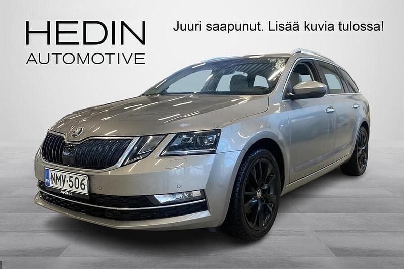 Käytetty Skoda Octavia Style 150 HP (110 kW) 2018 Ruskea Farmari