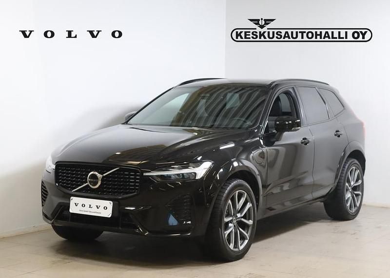 Musta Käytetty 2022 Volvo XC60 Business Edition Katumaasturi | 38 900 € (Kallis) - Kuva 1/4