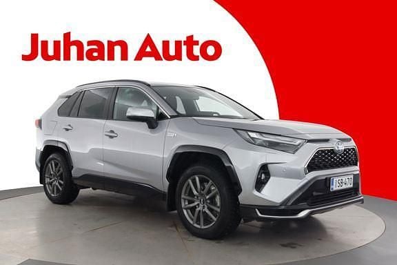 Käytetty Toyota RAV4 Active 302 HP (222 kW) 2025 Hopea Katumaasturi