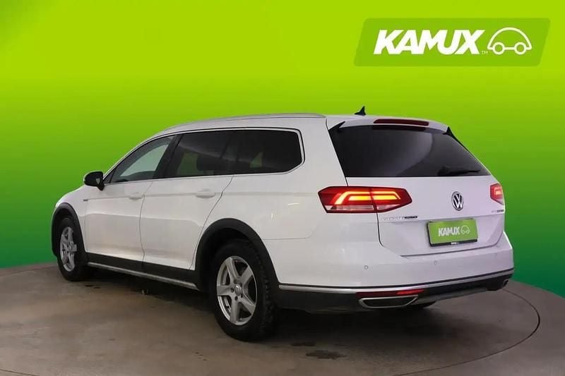 Käytetty VW Passat Alltrack Edition 190 HP (139 kW) 2016 Valkoinen Farmari
