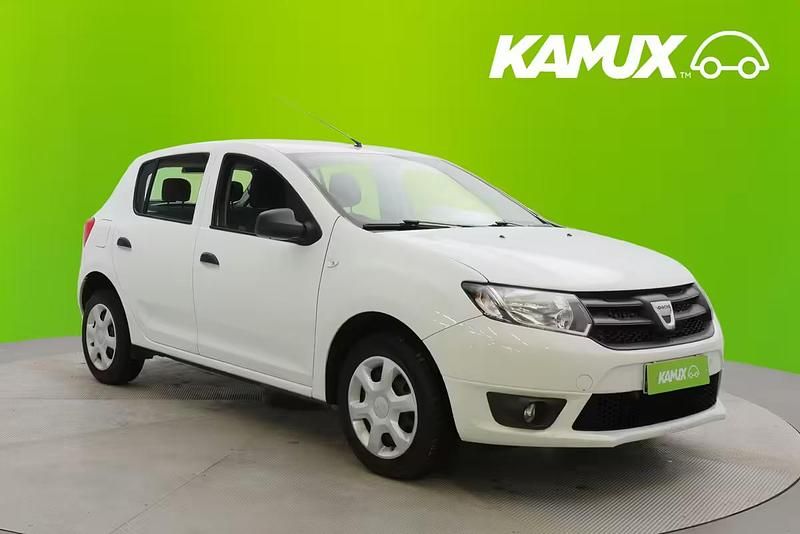 Käytetty Dacia Sandero 90 HP (66 kW) 2017 Valkoinen Sedan