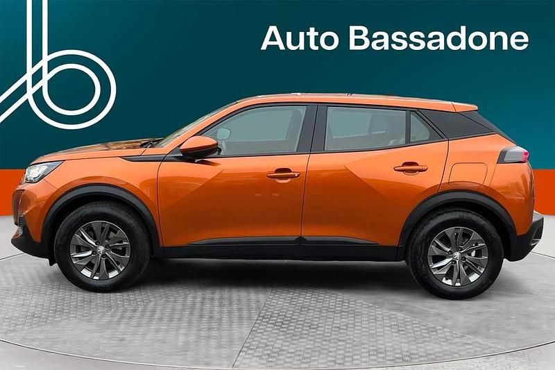 Käytetty Peugeot 2008 Active 131 HP (96 kW) 2021 Katumaasturi