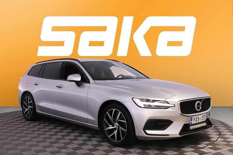 Käytetty 2020 Volvo V60 Momentum Farmari | 21 300 € (Hyvä tarjous) - Kuva 1/3