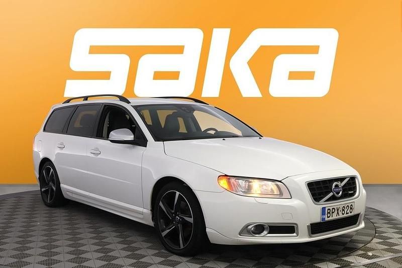 Käytetty Volvo V70 Business Edition 114 HP (83 kW) 2013 Farmari