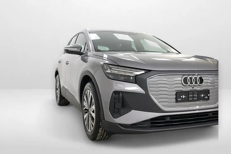 Käytetty Audi Q4 e-tron Advanced 210 kW (286 HP) 2025 Taifun harmaa metal Katumaasturi