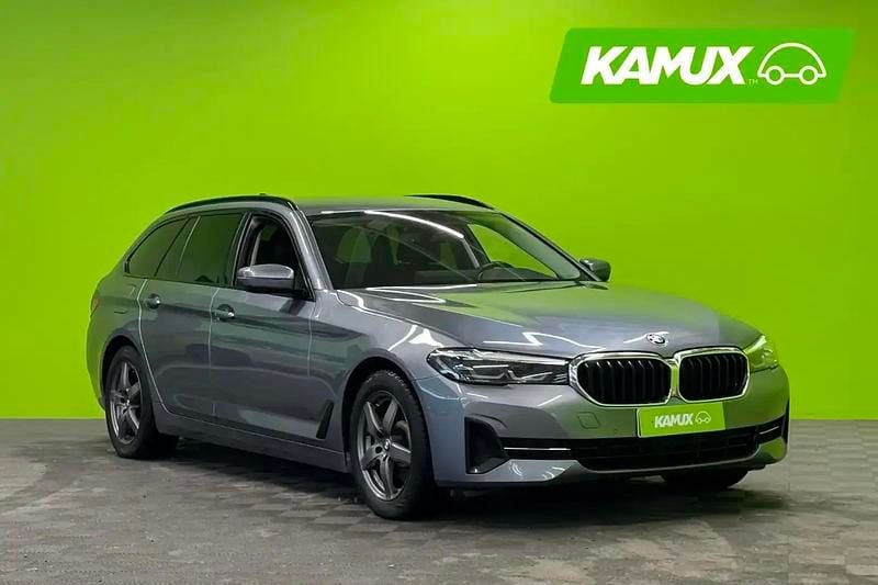Käytetty BMW 530e 292 HP (214 kW) 2021 Sininen Farmari