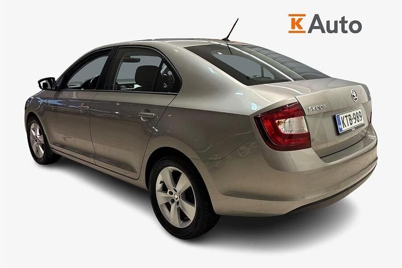 Käytetty Skoda 110 R Ambition 110 HP (80 kW) 2018 Ruskea (beige) Sedan