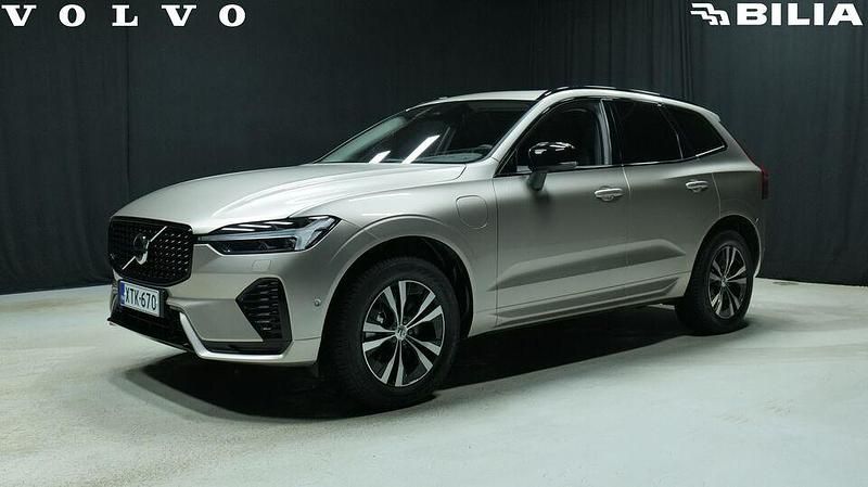 Harmaa Käytetty 2025 Volvo XC60 Plus Katumaasturi | 60 800 € - Kuva 1/3