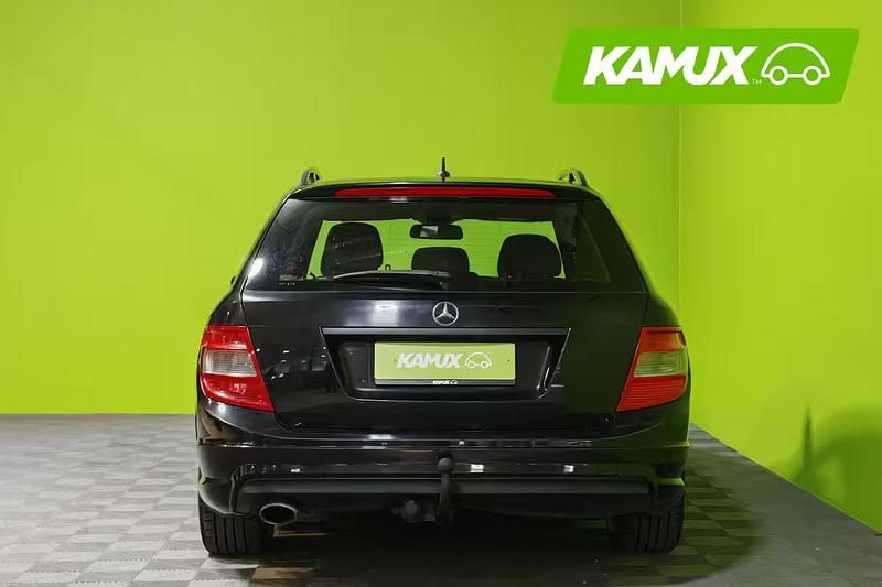 Käytetty Mercedes C180 156 HP (114 kW) 2008