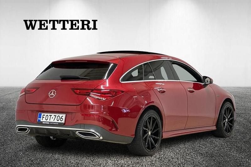 Käytetty Mercedes CLA250e Business 160 HP (117 kW) 2020 Punainen Sedan