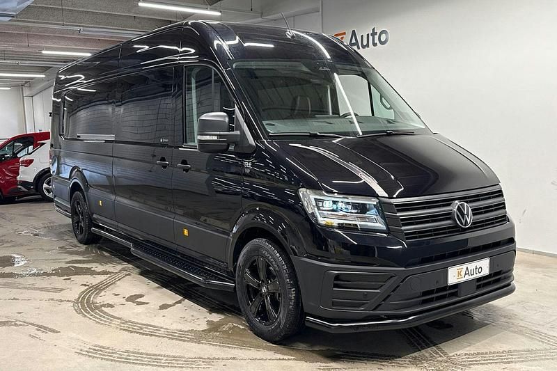 Uusi VW Crafter 174 HP (127 kW) 2026 Met. musta Van