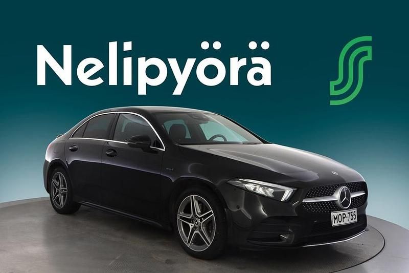 Käytetty Mercedes A250 Business 160 HP (117 kW) 2020 Musta Sedan