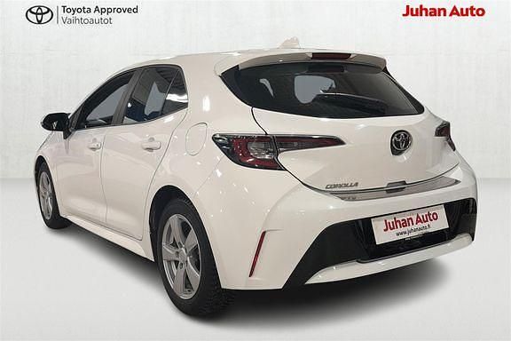 Käytetty Toyota Corolla Multidrive S 116 HP (85 kW) 2020 Valkoinen Viistoperä