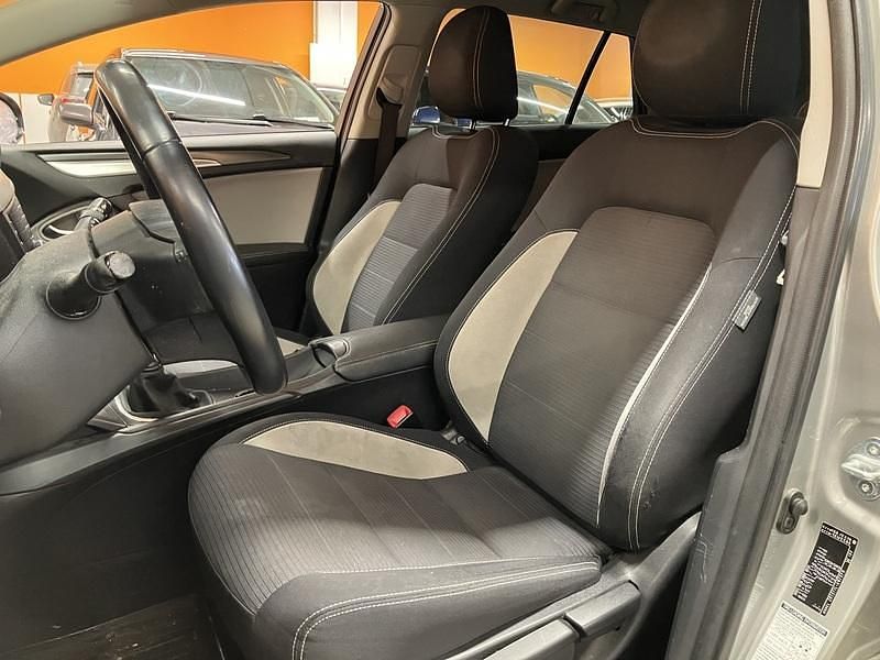 Käytetty Toyota Avensis Active 147 HP (108 kW) 2016 Farmari