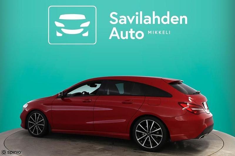 Käytetty Mercedes CLA180 Edition 122 HP (89 kW) 2017 Punainen Sedan