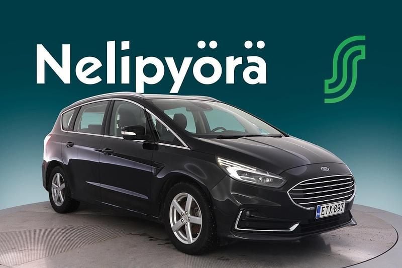 Käytetty Ford S-MAX Titanium 190 HP (139 kW) 2021 Tila-auto