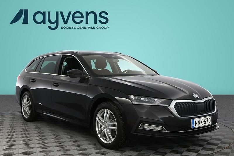 Käytetty Skoda Octavia Style 204 HP (150 kW) 2024 Musta Farmari