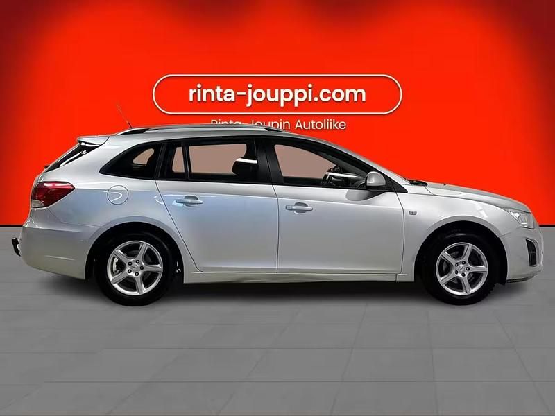 Käytetty Chevrolet Cruze LT 140 HP (102 kW) 2012 Farmari