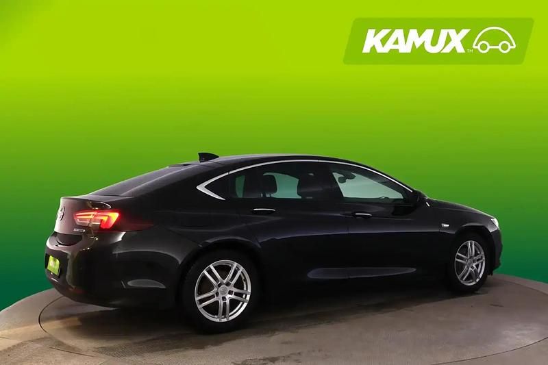 Käytetty Opel Insignia Innovation 110 HP (80 kW) 2018 Musta Sedan