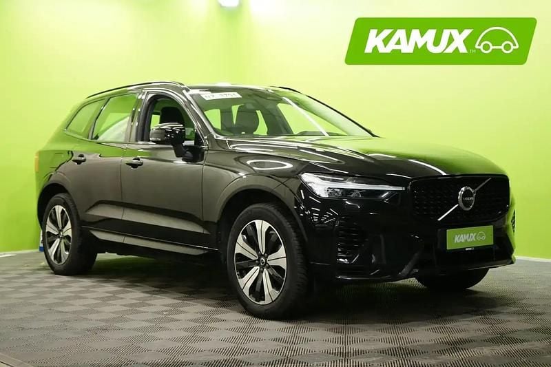 Musta Käytetty 2023 Volvo XC60 Plus Katumaasturi | 42 460 € (Hieman kallis) - Kuva 1/4