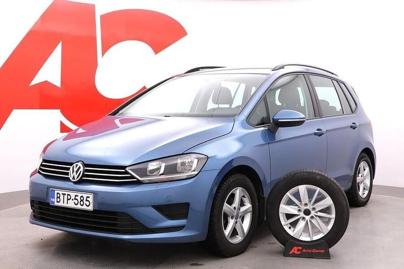 Käytetty VW Golf Sportsvan Comfortline 110 HP (80 kW) 2015 Sininen Tila-auto