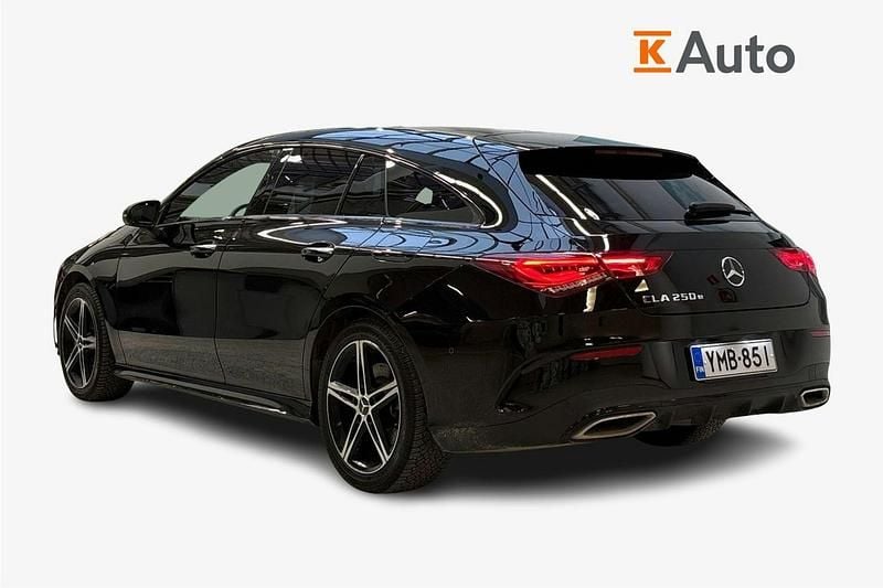 Käytetty Mercedes CLA250e Shooting Brake Business 158 HP (116 kW) 2023 Musta Farmari