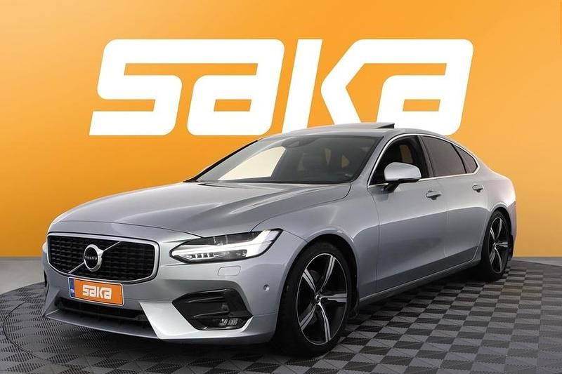 Käytetty Volvo S90 R-Design 190 HP (139 kW) 2018 Sedan