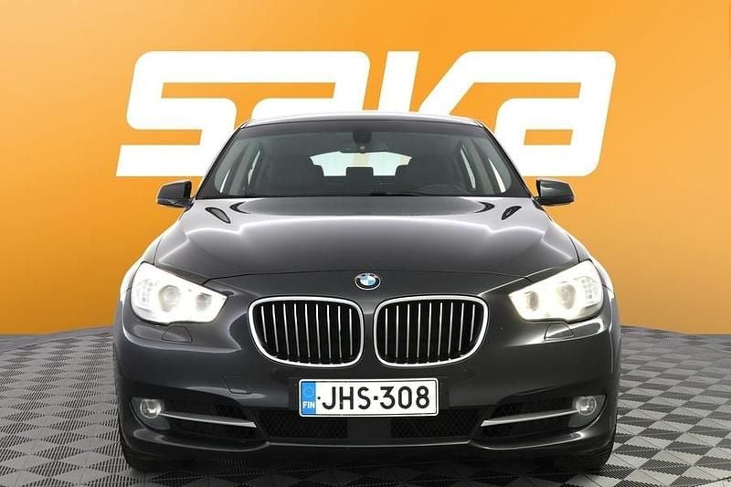 Käytetty BMW 530 Gran Turismo Comfort Edition 245 HP (180 kW) 2011 Viistoperä