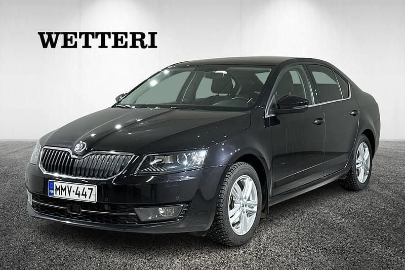 Käytetty Skoda Octavia Style 150 HP (110 kW) 2017 Musta Viistoperä