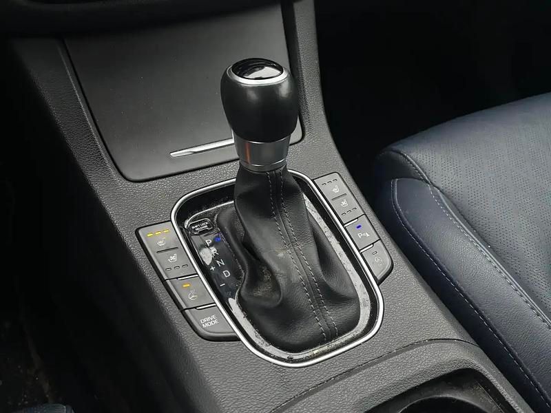 Käytetty Hyundai i30 Style 140 HP (102 kW) 2019 Valkoinen Farmari