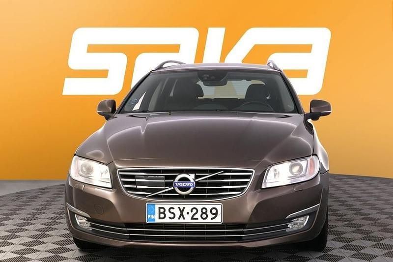 Käytetty Volvo V70 Standard 181 HP (133 kW) 2015 Farmari